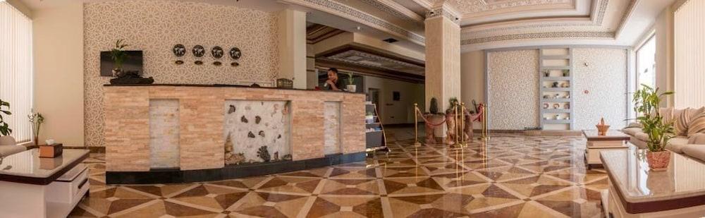 Farah Hotel Apartment Mascate Esterno foto